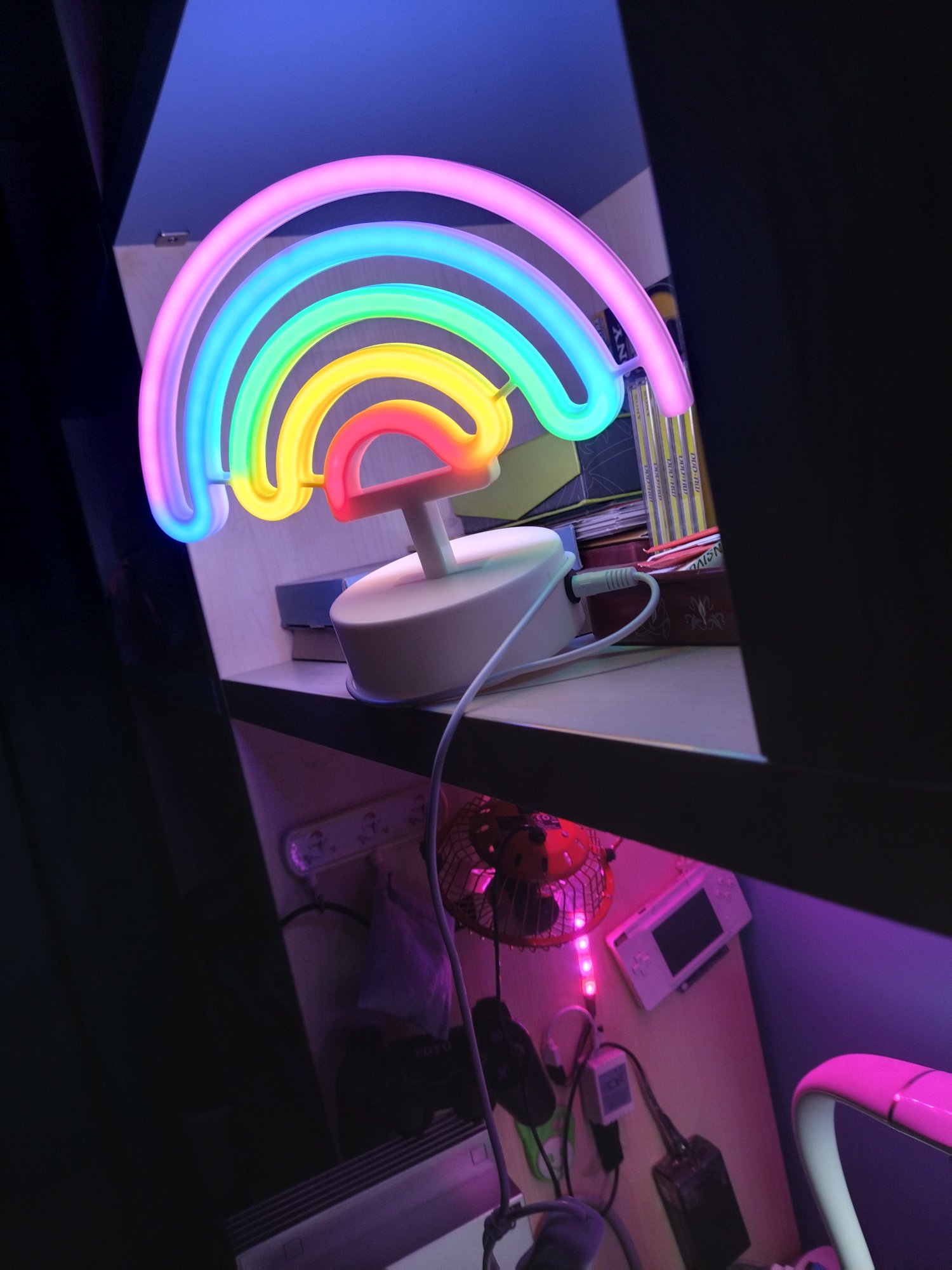 lampada arcobaleno da scrivania